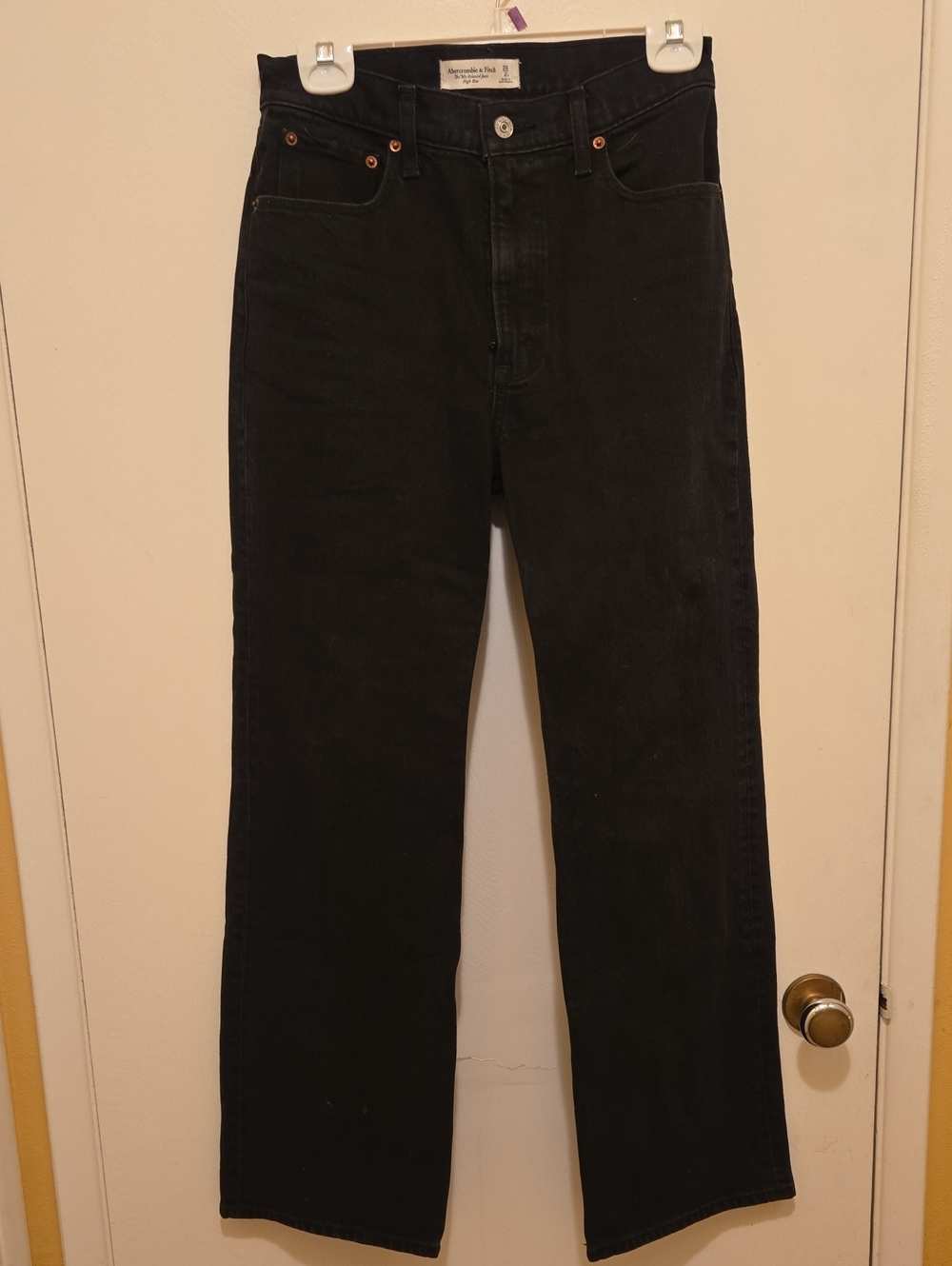 Abercrombie & Fitch Women's Black Straight-Leg Jeans, Brand New, No Tags